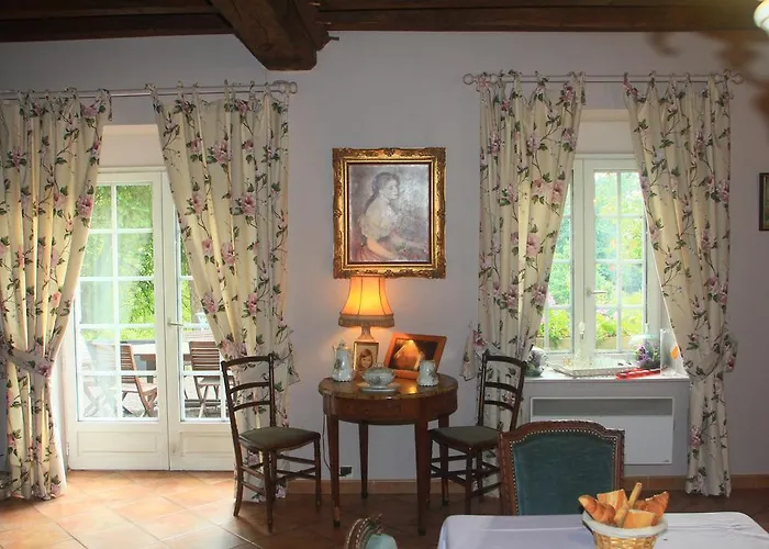 Chambres D'hotes La Baudriere Bed & Breakfast Livaie